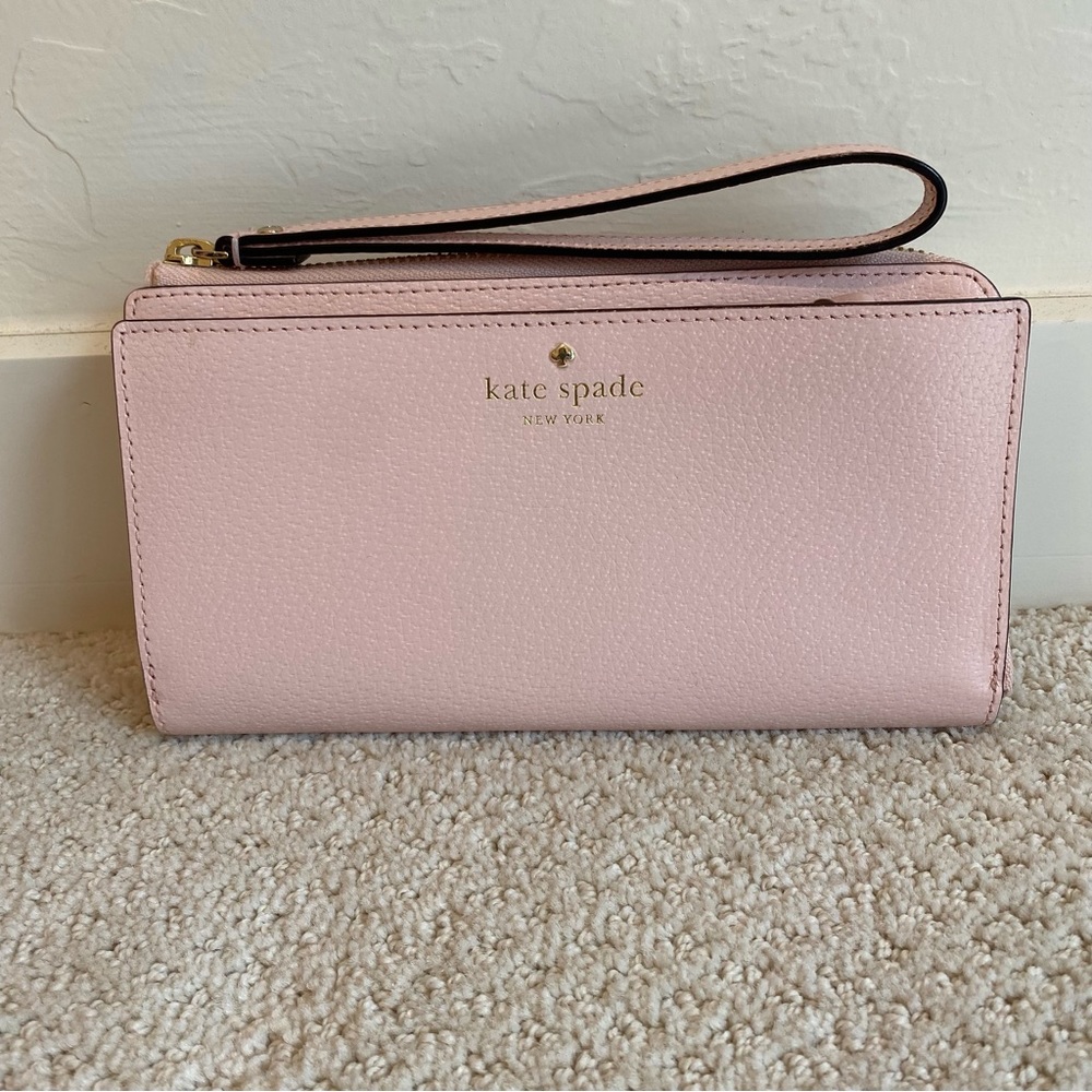 ♠️ Kate Spade ♠️ Light Pink Wristlet